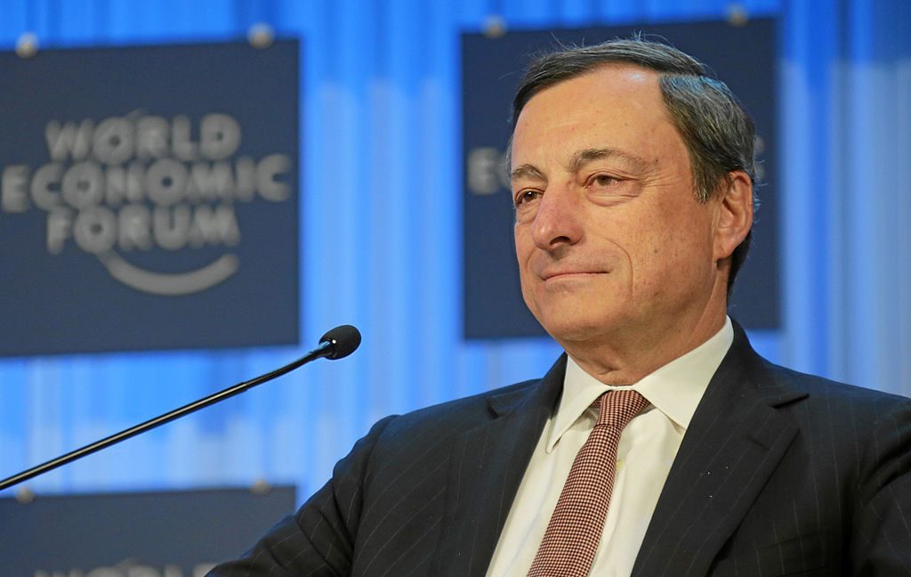 Mario Draghi. Bild: wikimedia.org, By World Economic Forum (Flickr: Special Address: Mario Draghi) (CC BY-SA 2.0) 